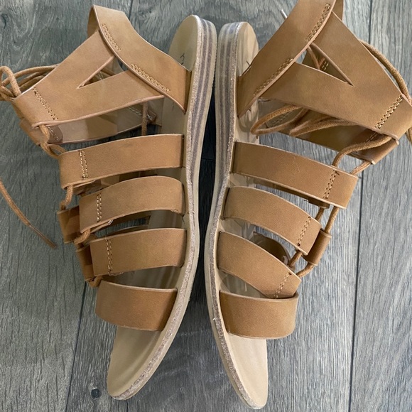 Rue 21 Brown LaceUp Flat Sandals Size 7 - Picture 8 of 9